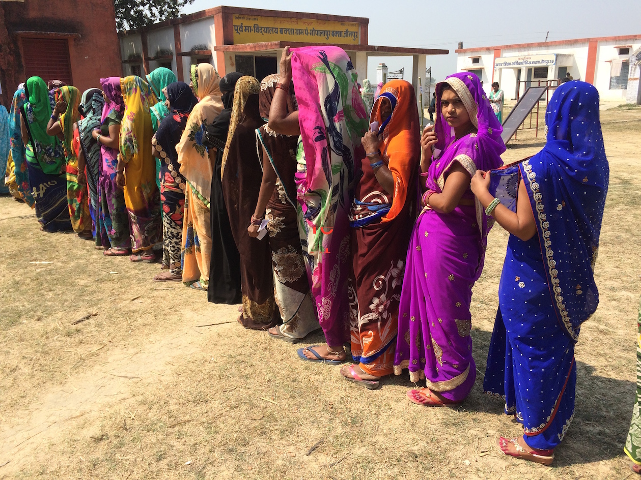 Many women put in some effort to dress up to go to the polling booth. They said it was rare for them to appear in public places. Many women put in some effort to dress up to go to the polling booth. They said it was rare for them to appear in public places.