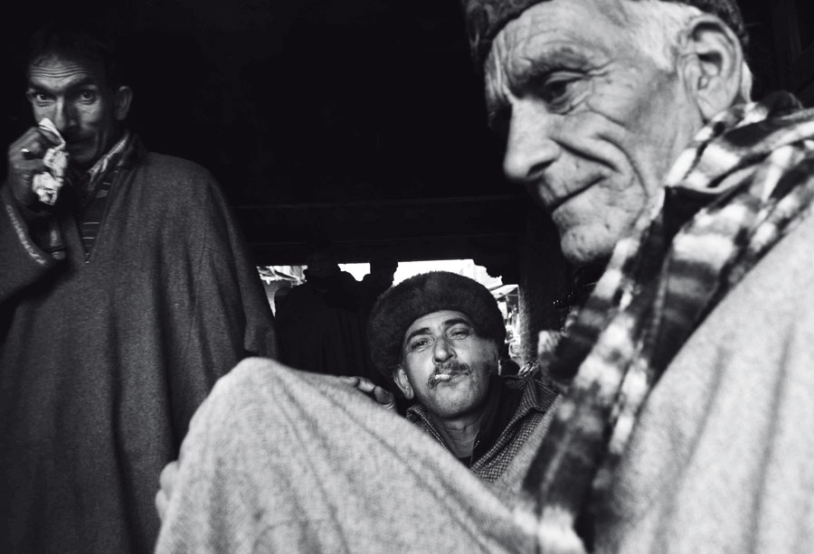 Shopkeepers at Jama Masjid market, Srinagar 2016. Credit: Azaan Shah Shopkeepers at Jama Masjid market, Srinagar 2016. Credit: Azaan Shah