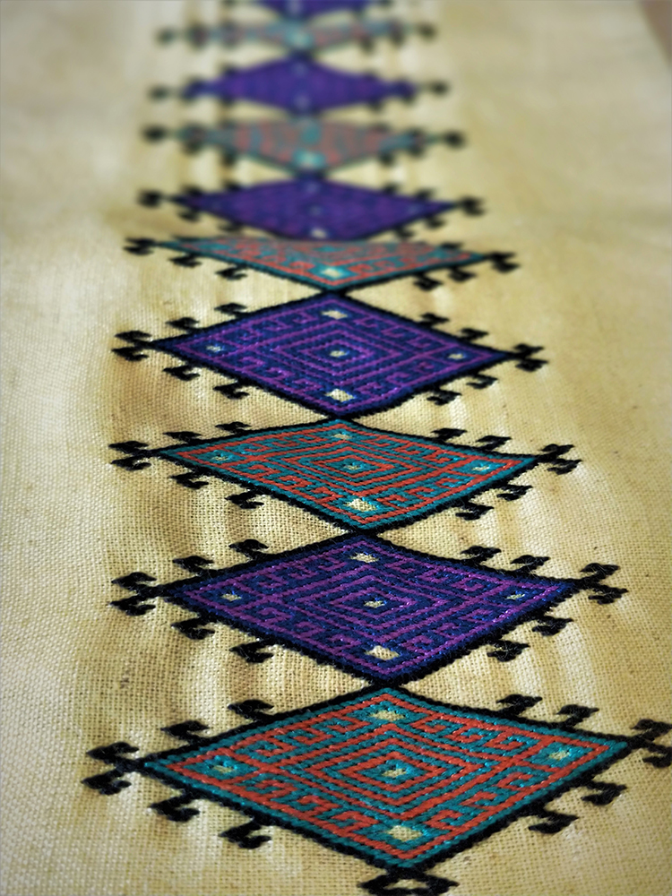 Gulatlaz embroidery on a cushion cover. Photo credit: Nayantara Raja Gulatlaz embroidery on a cushion cover. Photo credit: Nayantara Raja