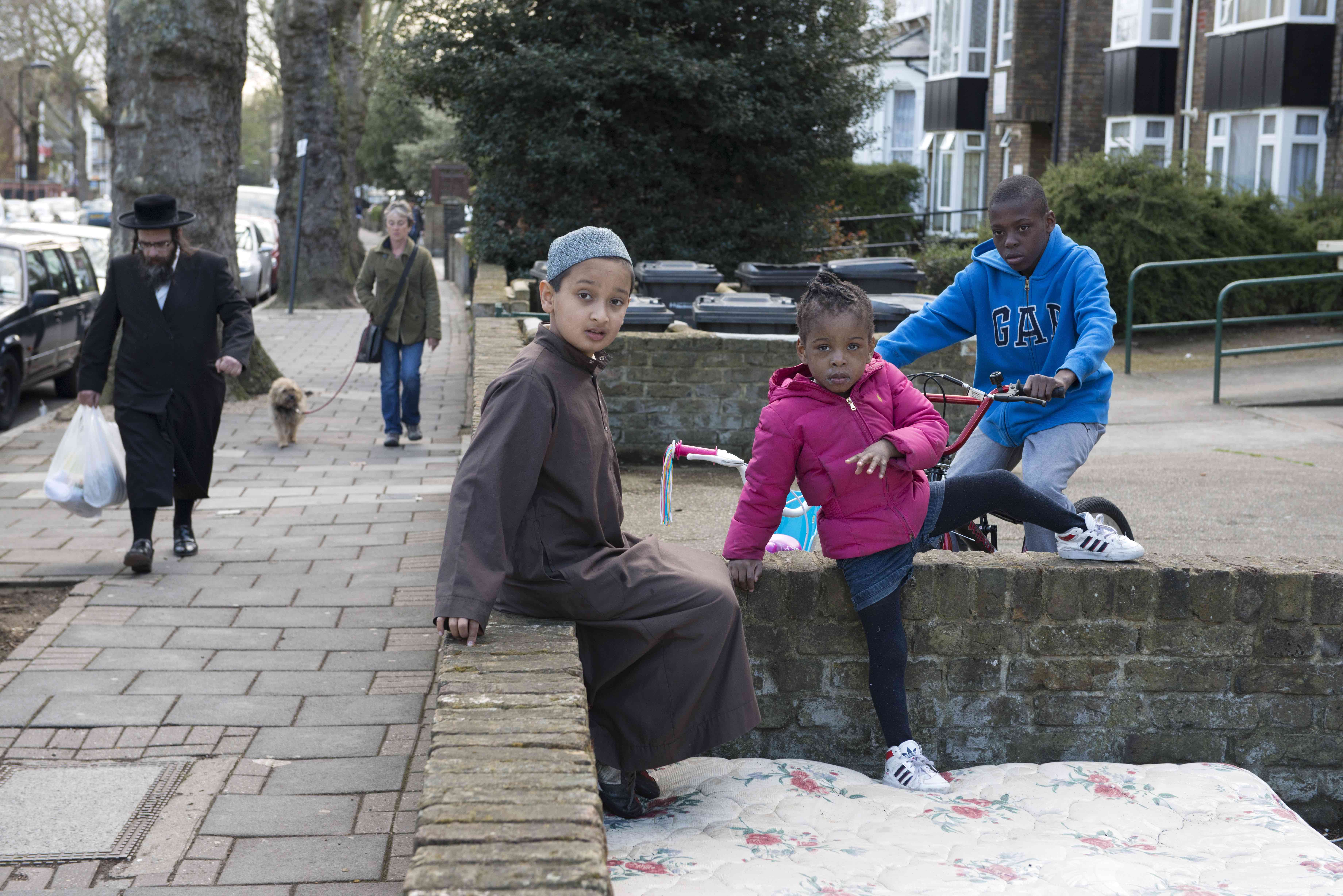 Cazenove Road, from the Migration Museum's '100 Images of Migration' exhibition © Christian Sinibaldi. Cazenove Road, from the Migration Museum's '100 Images of Migration' exhibition © Christian Sinibaldi.