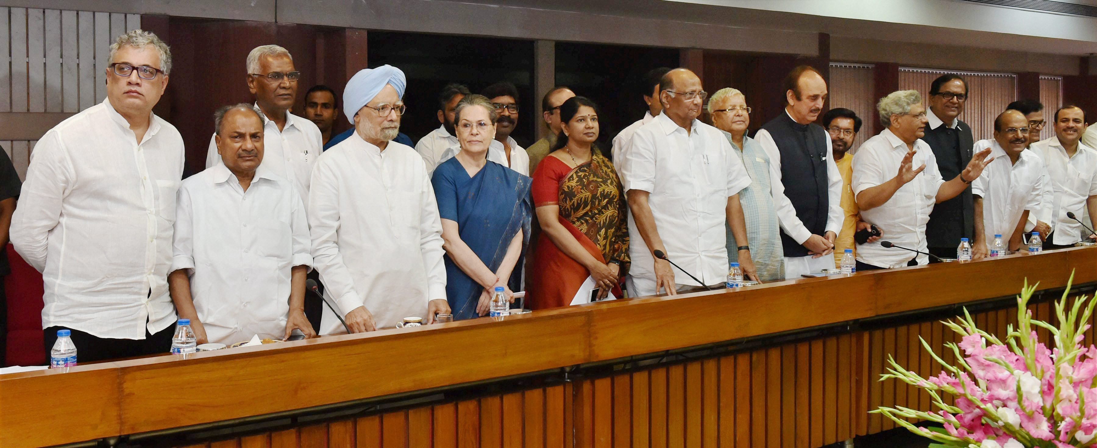 Opposition leaders representing 17 parties met in Delhi on Thursday to decide on a joint Presidential candidate. Opposition leaders representing 17 parties met in Delhi on Thursday to decide on a joint Presidential candidate.