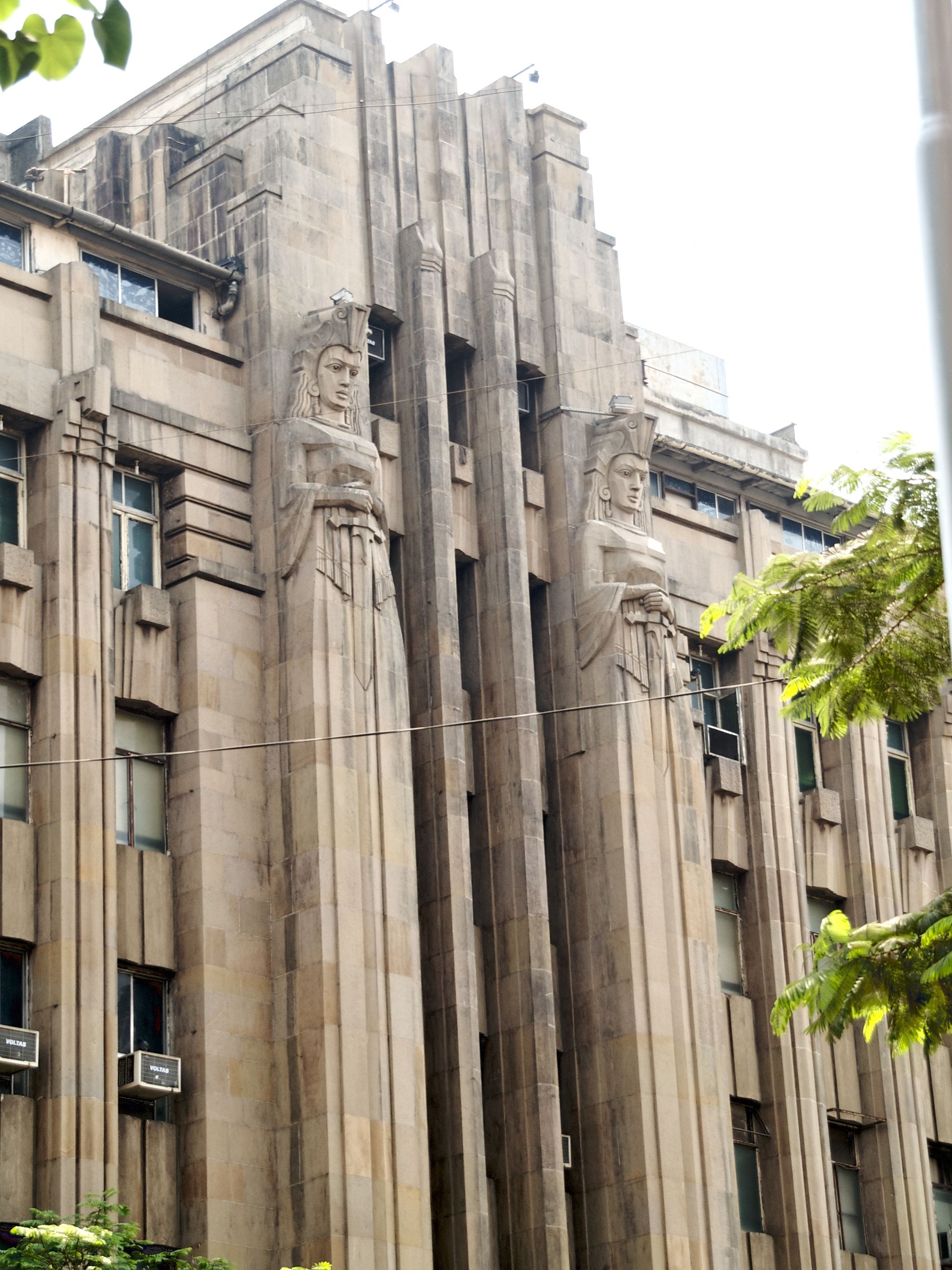 India Assurance building. Credit: Wikimedia Commons. India Assurance building. Credit: Wikimedia Commons.