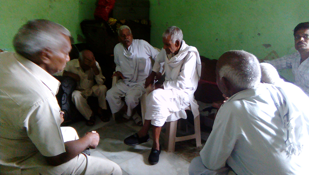 Villagers elders discuss the mystery. Photo credit: Abhishek Dey. Villagers elders discuss the mystery. Photo credit: Abhishek Dey.