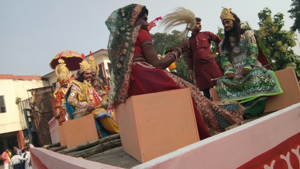 Students rehearse for the procession in Ayodhya. Photo credit: Dhirendra Jha Students rehearse for the procession in Ayodhya. Photo credit: Dhirendra Jha