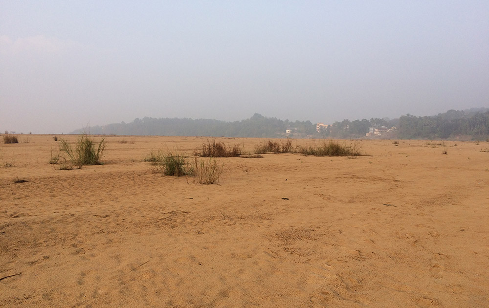 The dry river bed of the Bharathapuzha. Photo credit: TA Ameerudheen. The dry river bed of the Bharathapuzha. Photo credit: TA Ameerudheen.