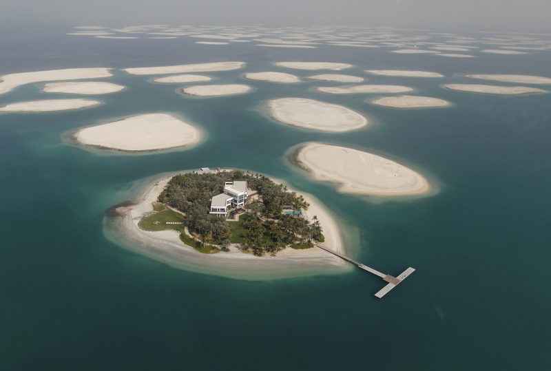 The 2009 recession in Dubai brought itsWorld Islands project to a halt. (Photo credit: Jumana El Heloueh/Reuters). The 2009 recession in Dubai brought itsWorld Islands project to a halt. (Photo credit: Jumana El Heloueh/Reuters).