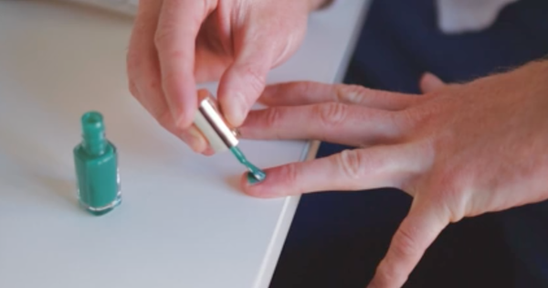 Watch: From Zac Efron to Chris Hemsworth, why are celebrities painting their nails? - Scroll.in