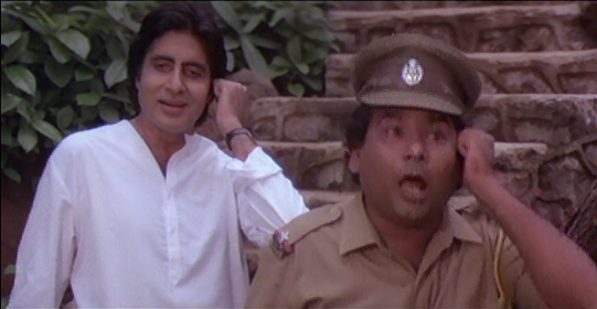 Amitabh Bachchan and Satish Kaushik. Amitabh Bachchan and Satish Kaushik.