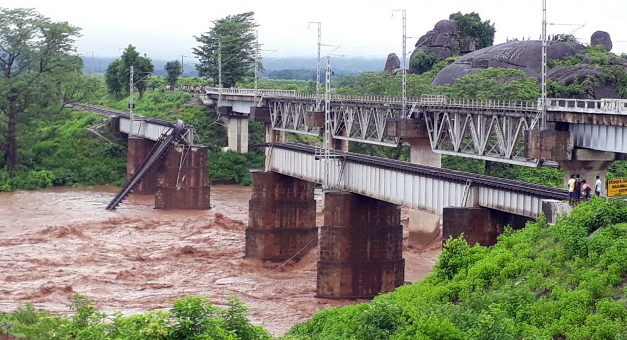 A railway bridge collapsed in Bhubaneswar, Odisha (Credit: IANS) A railway bridge collapsed in Bhubaneswar, Odisha (Credit: IANS)
