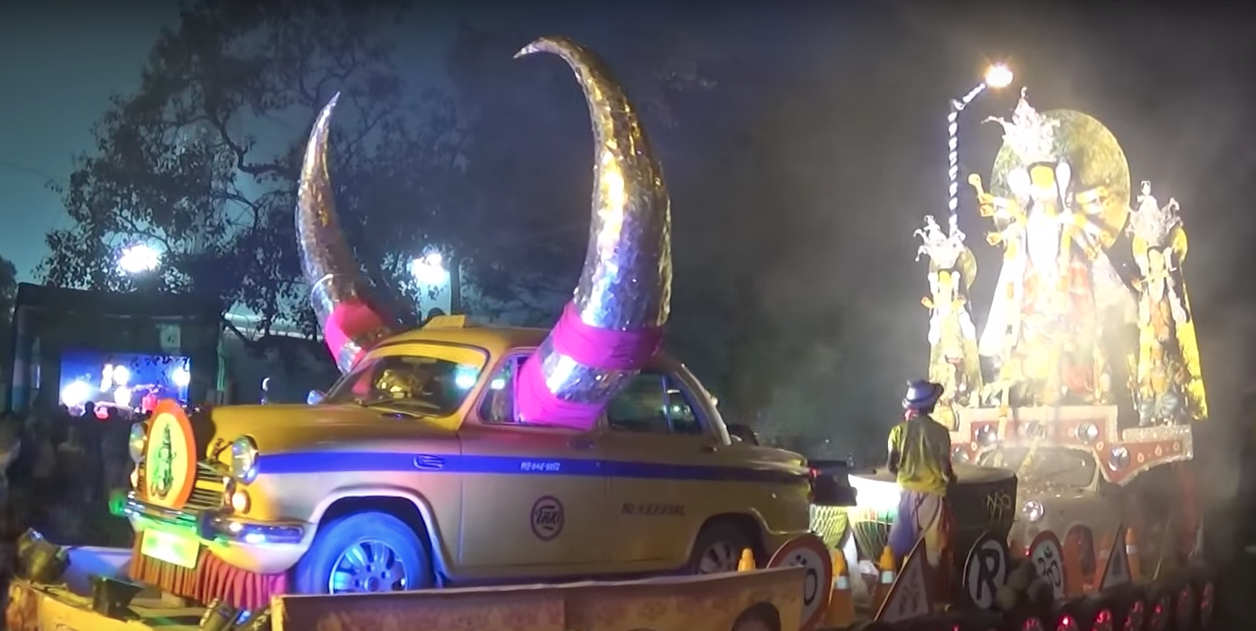 Durga Puja Immersion Carnival, 2016. Via YouTube Durga Puja Immersion Carnival, 2016. Via YouTube