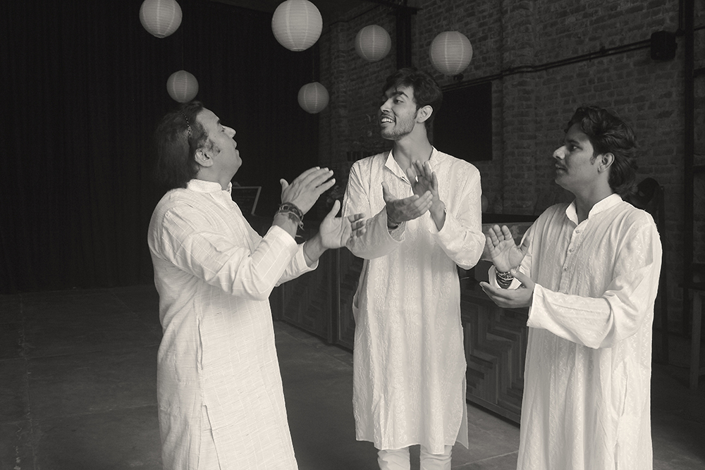 Harish Gangani reciting the bols, i.e padhant with nephews Sanjeet and Bhawani Gangani. Photo credit: Indranjan Banerjee, OddBird Theatre. Harish Gangani reciting the bols, i.e padhant with nephews Sanjeet and Bhawani Gangani. Photo credit: Indranjan Banerjee, OddBird Theatre.