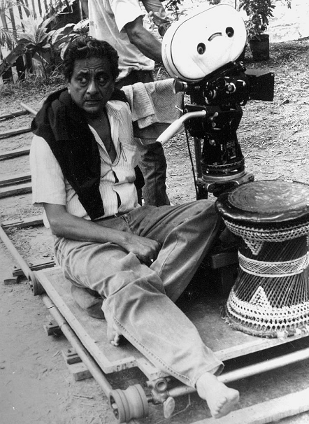 Soumendu Roy. Image credit: HarperCollins India. Soumendu Roy. Image credit: HarperCollins India.