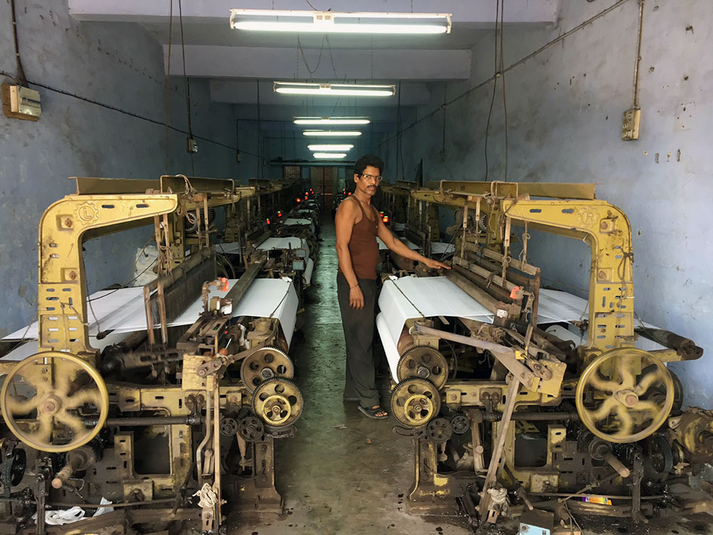 Surat-Small-textile-players-are-afraid-of-GST-but-big-companies-are-not Surat-Small-textile-players-are-afraid-of-GST-but-big-companies-are-not