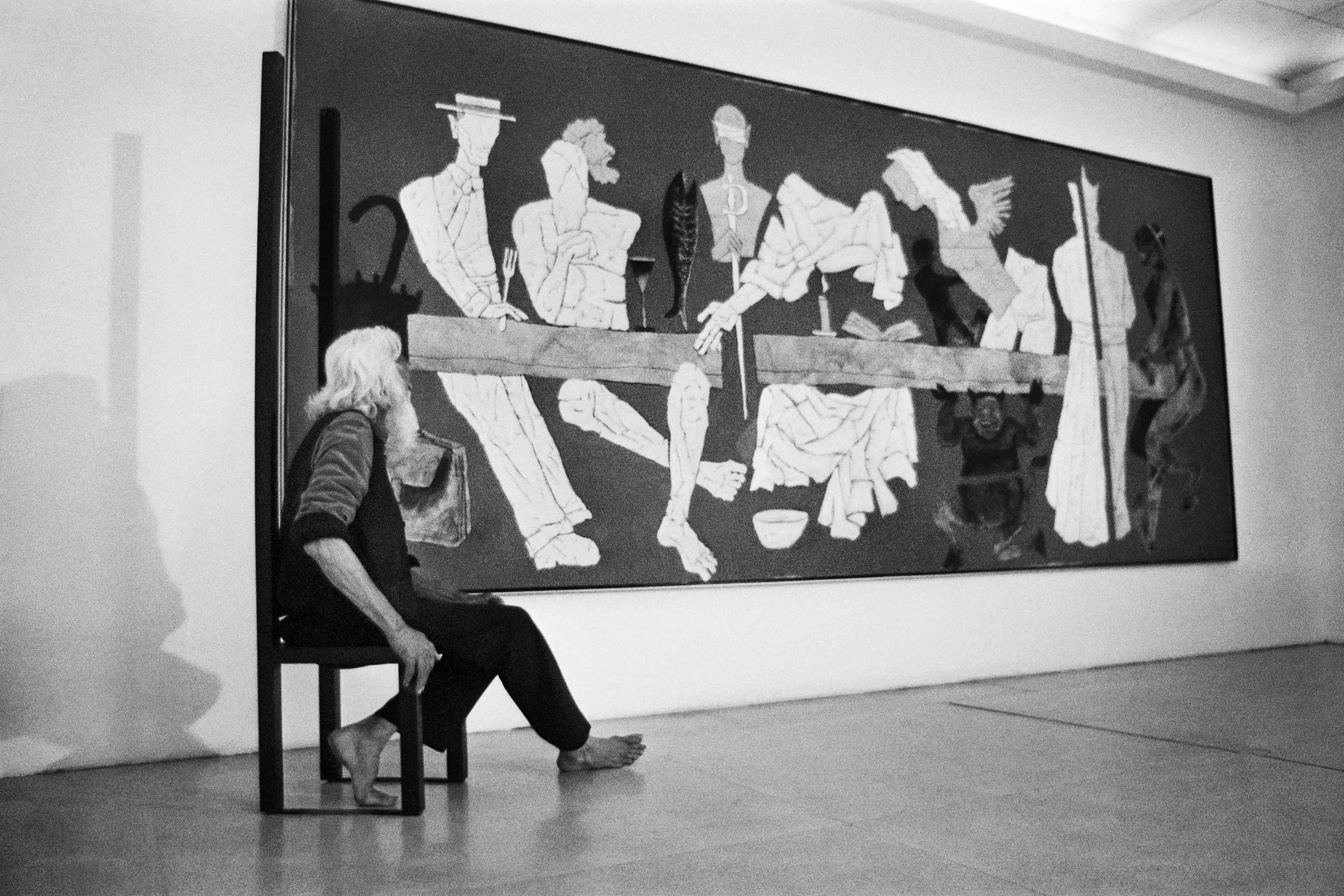 MF Husain in an exhibition space. Image courtesy: Parthiv Shah. MF Husain in an exhibition space. Image courtesy: Parthiv Shah.