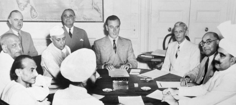 Sardar Patel, Jawaharlal Nehru and Mohammed Ali Jinnah and others with Louis Mountbatten (centre). Sardar Patel, Jawaharlal Nehru and Mohammed Ali Jinnah and others with Louis Mountbatten (centre).