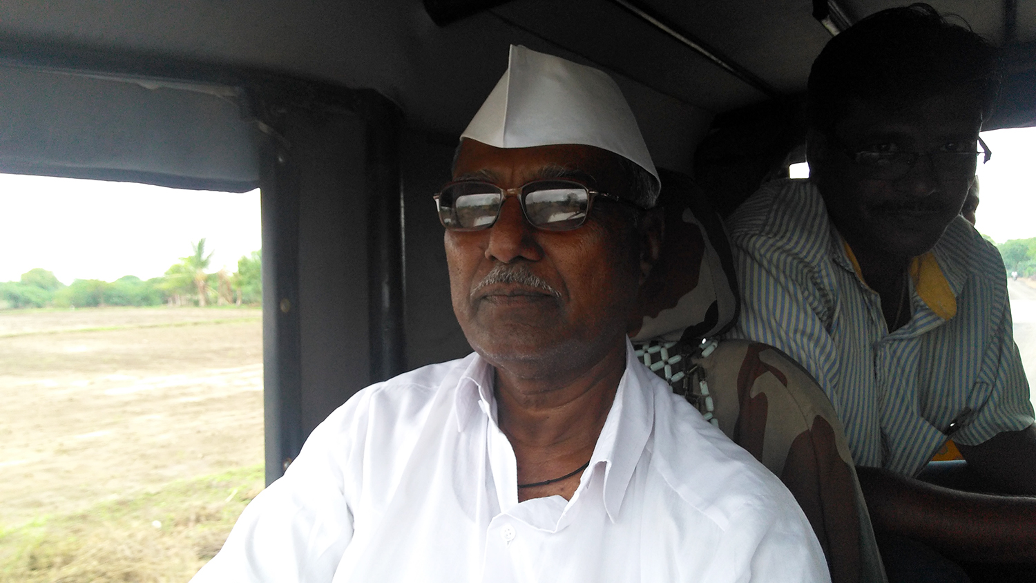 Sudhakar Patil says he was lucky to sell his tur produce at the minimum support price. Photo credit: Manas Roshan Sudhakar Patil says he was lucky to sell his tur produce at the minimum support price. Photo credit: Manas Roshan