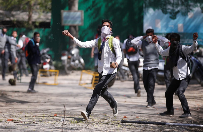 (Photo credit: Danish Ismail/Reuters). (Photo credit: Danish Ismail/Reuters).