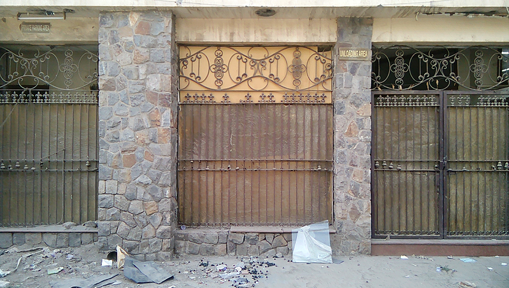 Another Mayapuri factory that has not reopened. Photo credit: Abhishek Dey. Another Mayapuri factory that has not reopened. Photo credit: Abhishek Dey.