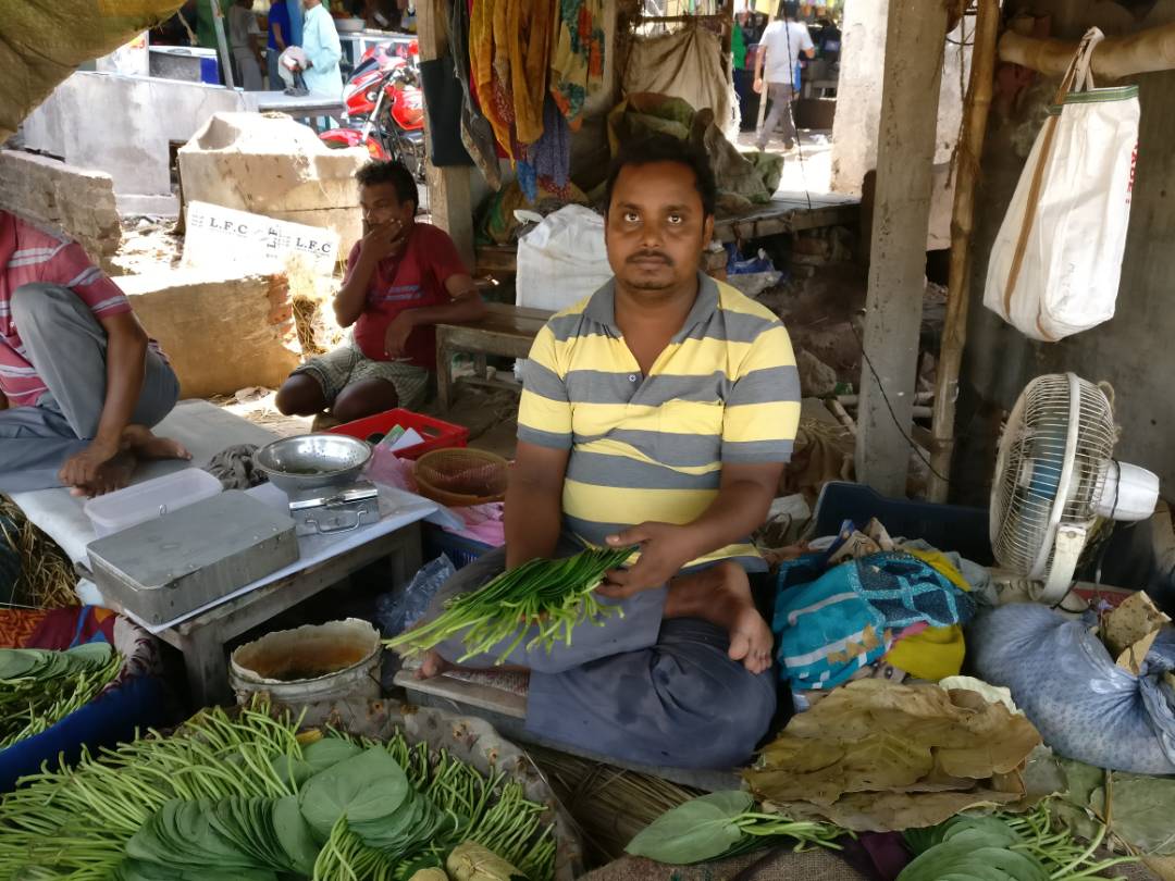 At the nearby Illambazar town market, Abbasuddin said the sale of his betel leaves has dropped sharply. At the nearby Illambazar town market, Abbasuddin said the sale of his betel leaves has dropped sharply.