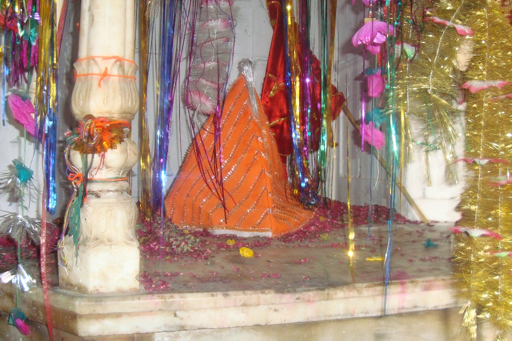 Samadhi of Baba Ram Thaman. Image credit: Haroon Khalid Samadhi of Baba Ram Thaman. Image credit: Haroon Khalid