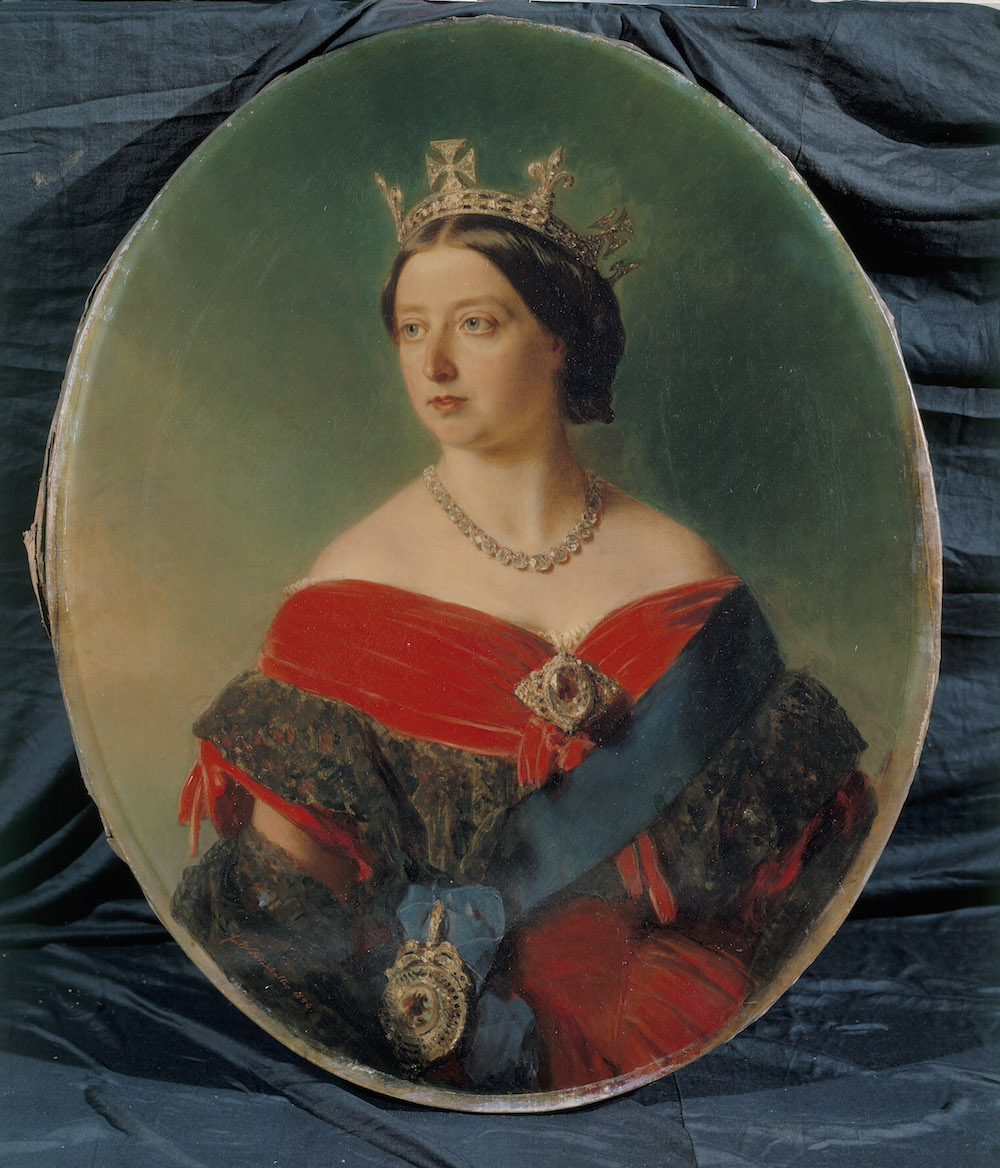 Queen Victoria wearing a brooch set with the Koh-i-Noor. Franz Xaver Winterhalter, 1856. Image Source: Royal Collection Trust © Her Majesty Queen Elizabeth II, 2016 / Bridgeman Images, courtesy Juggernaut Queen Victoria wearing a brooch set with the Koh-i-Noor. Franz Xaver Winterhalter, 1856. Image Source: Royal Collection Trust © Her Majesty Queen Elizabeth II, 2016 / Bridgeman Images, courtesy Juggernaut