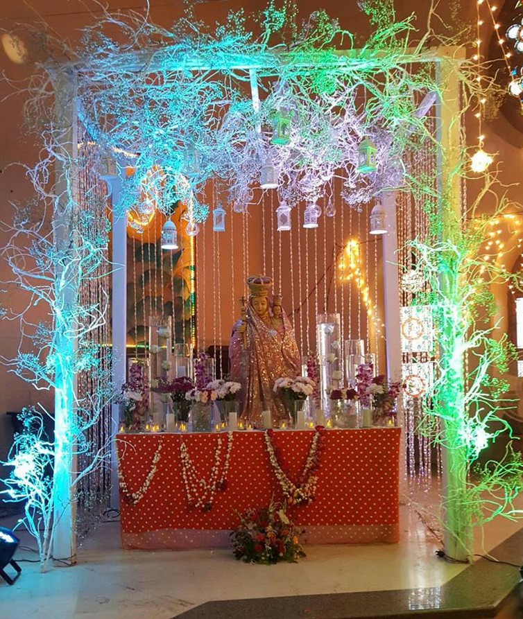 Nativity prepared by devotees in Karachi. D Fernandes, Author provided Nativity prepared by devotees in Karachi. D Fernandes, Author provided