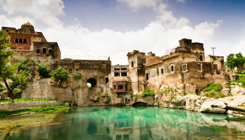The Katasraj temple complex in Chakwal district of Punjab in Pakistan. The lake is believed to have formed from a teardrop of Shiva. (Photo credit: Faisal Saeed.) The Katasraj temple complex in Chakwal district of Punjab in Pakistan. The lake is believed to have formed from a teardrop of Shiva. (Photo credit: Faisal Saeed.)