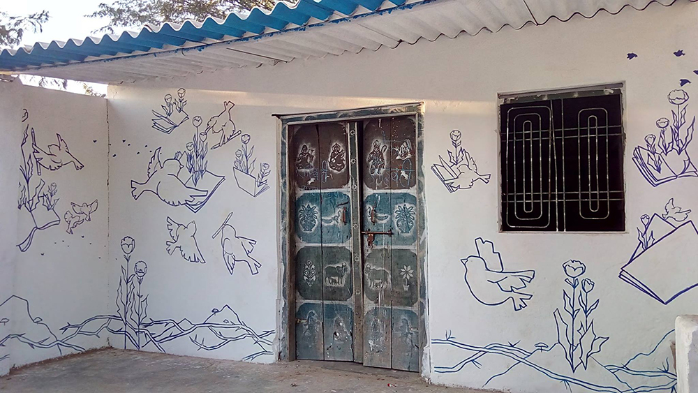 Dhapara community library, Rajasthan. Credit: Loktantrashala - School For Democracy/Facebook.com Dhapara community library, Rajasthan. Credit: Loktantrashala - School For Democracy/Facebook.com