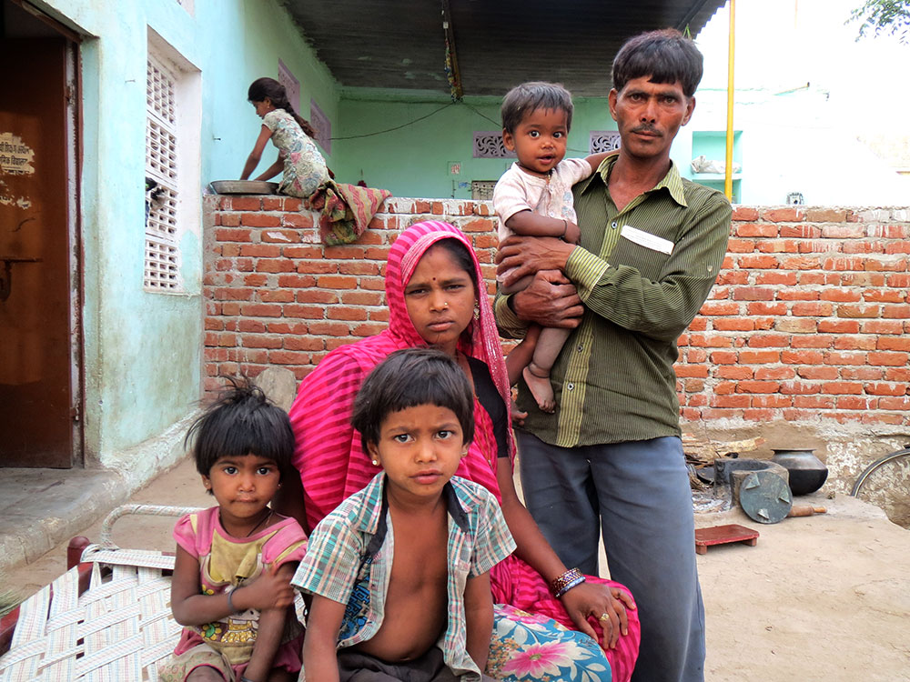 Babu Singh, a construction worker, and his wife Punni Devi say they have not got ration since the government made them switch to Aadhaar. Babu Singh, a construction worker, and his wife Punni Devi say they have not got ration since the government made them switch to Aadhaar.