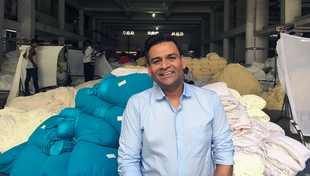 Surat-Small-textile-players-are-afraid-of-GST-but-big-companies-are-not Surat-Small-textile-players-are-afraid-of-GST-but-big-companies-are-not
