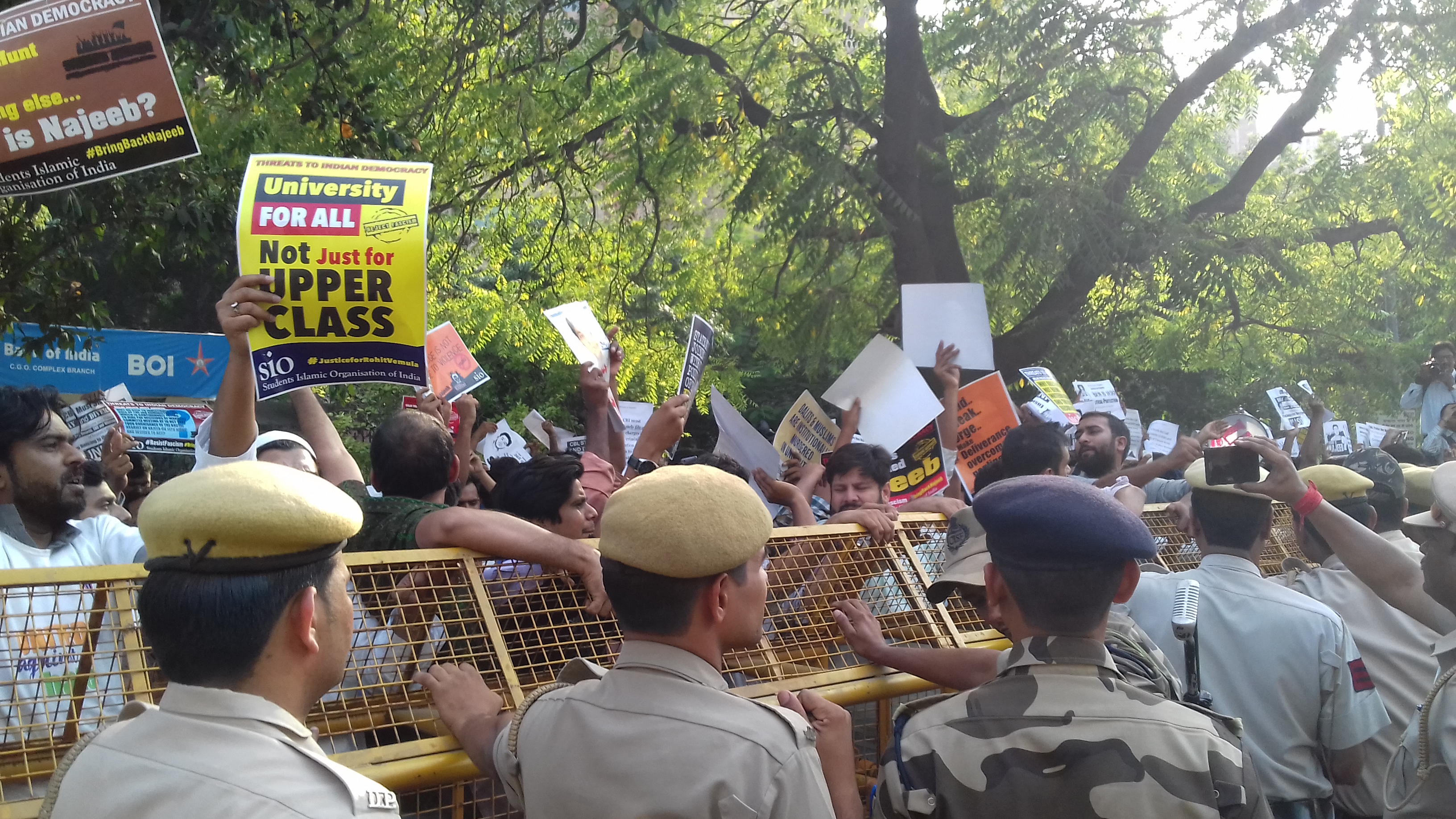Police deployed outside CBI headquarters during protests to demand faster probe in Najeeb Ahmad missing case. (Image Credit: Abhishek Dey) Police deployed outside CBI headquarters during protests to demand faster probe in Najeeb Ahmad missing case. (Image Credit: Abhishek Dey)