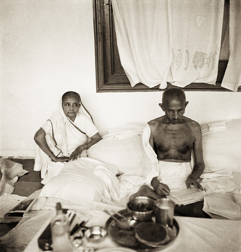 Kasturba Gandhi and Mahatma Gandhi in Abottabad, November 1938 (Photograph by Kanu Gandhi / © Gita Mehta, heir of Abha and Kanu Gandhi) Kasturba Gandhi and Mahatma Gandhi in Abottabad, November 1938 (Photograph by Kanu Gandhi / © Gita Mehta, heir of Abha and Kanu Gandhi)
