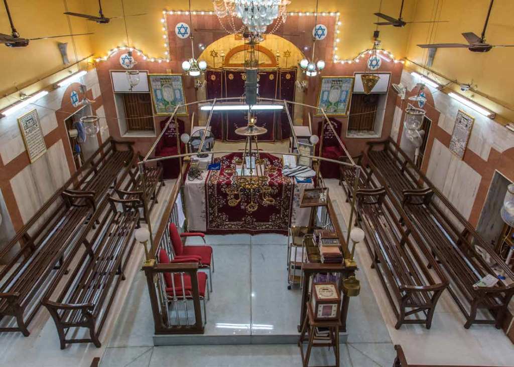 Shaar Hashamayim. Credit: Surendra Kumar. Courtesy: Jewish Heritage of the Deccan, by Kenneth Robbins and Pushkar Sohoni, Jaico Books. Shaar Hashamayim. Credit: Surendra Kumar. Courtesy: Jewish Heritage of the Deccan, by Kenneth Robbins and Pushkar Sohoni, Jaico Books.