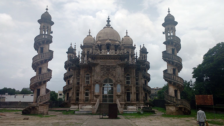 Tomb of Bahar-ud-din Bhar. Tomb of Bahar-ud-din Bhar.