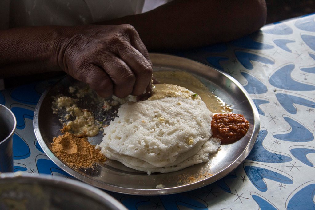 Ramassery Idli, served with chutney, podi and stew. Photo credit: Meenakshi Soman Ramassery Idli, served with chutney, podi and stew. Photo credit: Meenakshi Soman