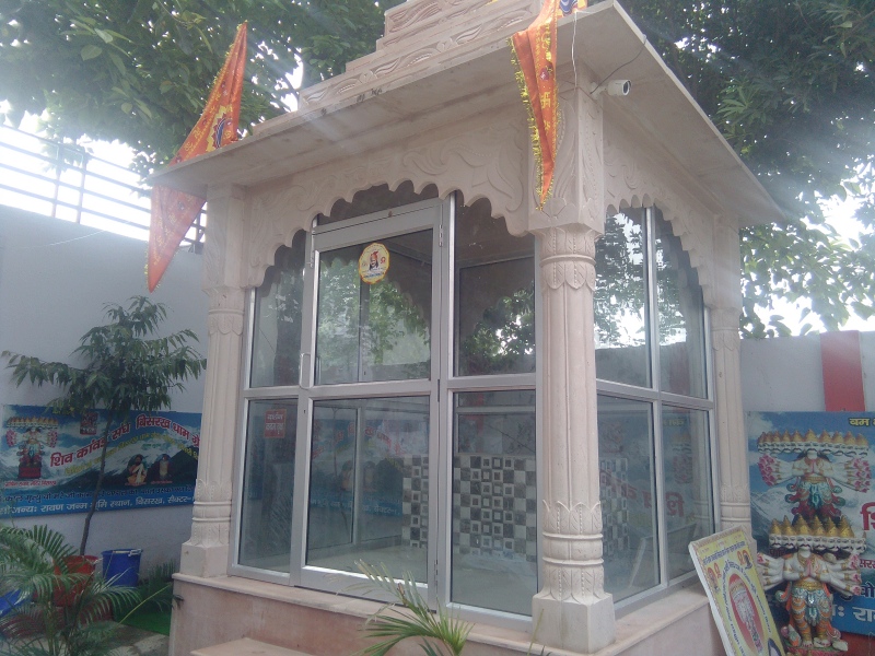 The empty enclosure meant for a statue of Raavan at the Sri Baba Mohan Ram temple. The empty enclosure meant for a statue of Raavan at the Sri Baba Mohan Ram temple.