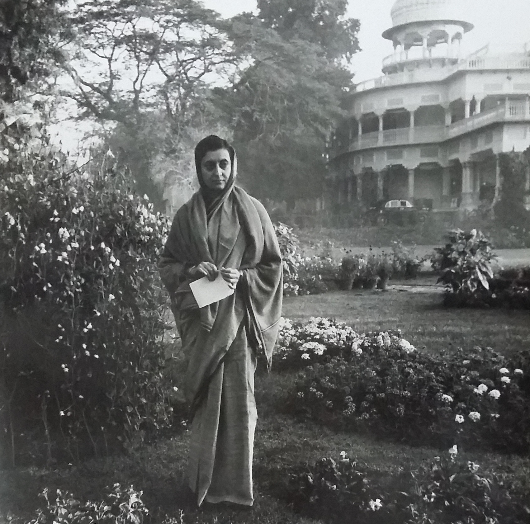 Indira Gandhi in the gardens at Anand Bhawan, her ancestral home, after becoming Congress president (1959). Allahabad, Uttar Pradesh. Courtesy: Indira Gandhi Memorial Trust Indira Gandhi in the gardens at Anand Bhawan, her ancestral home, after becoming Congress president (1959). Allahabad, Uttar Pradesh. Courtesy: Indira Gandhi Memorial Trust