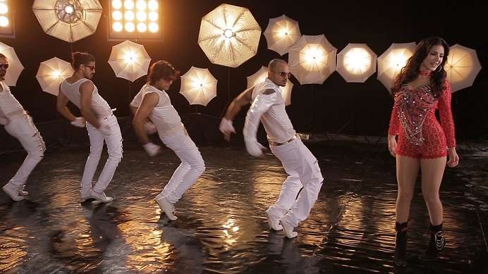 Sunny Leone filming a music video. Courtesy Dilip Mehta. Sunny Leone filming a music video. Courtesy Dilip Mehta.