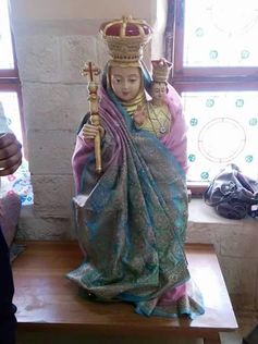 The Virgin Mary wearing a sari in the Karachi church dedicated to her devotion. D.Fernandes, Author provided The Virgin Mary wearing a sari in the Karachi church dedicated to her devotion. D.Fernandes, Author provided