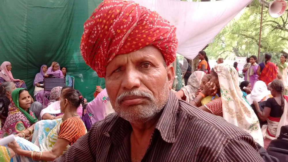 Mool Singh, who owns a small plot of plot on arid Ajmer is worried his pension has been discontinued without informing him. Mool Singh, who owns a small plot of plot on arid Ajmer is worried his pension has been discontinued without informing him.
