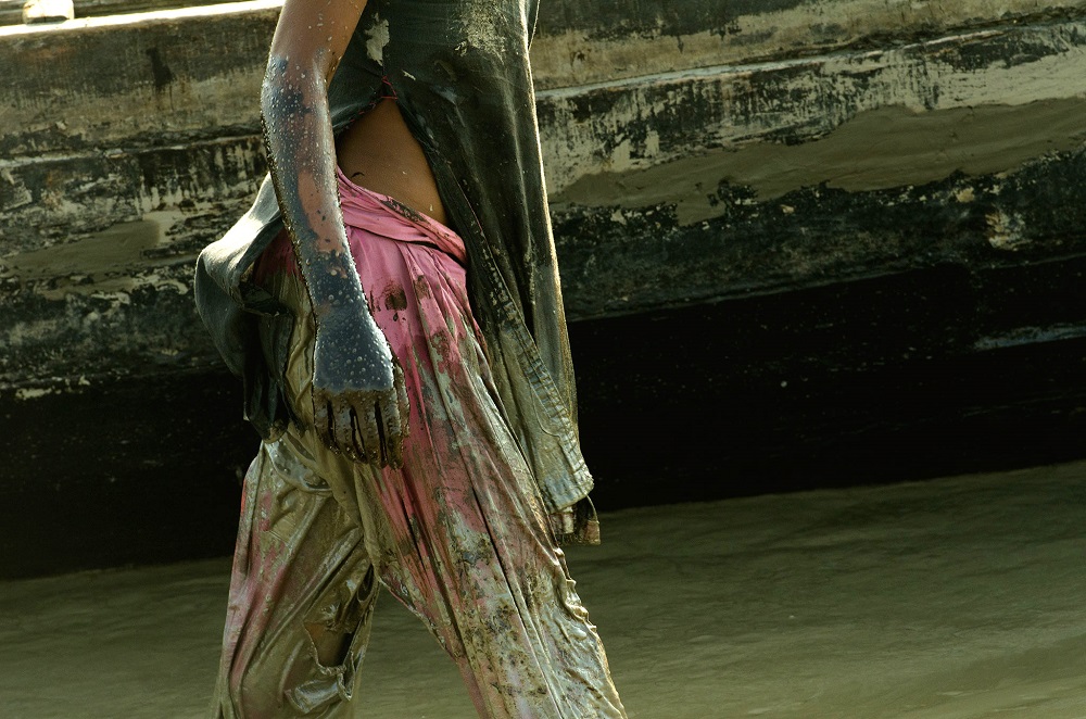 Oil collector. Photo credit: Arati Kumar Rao Oil collector. Photo credit: Arati Kumar Rao