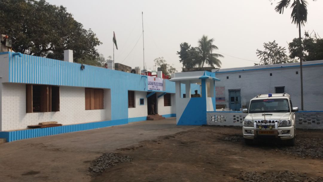 Kaliachak police station, all spruced up after Sunday's violence Kaliachak police station, all spruced up after Sunday's violence