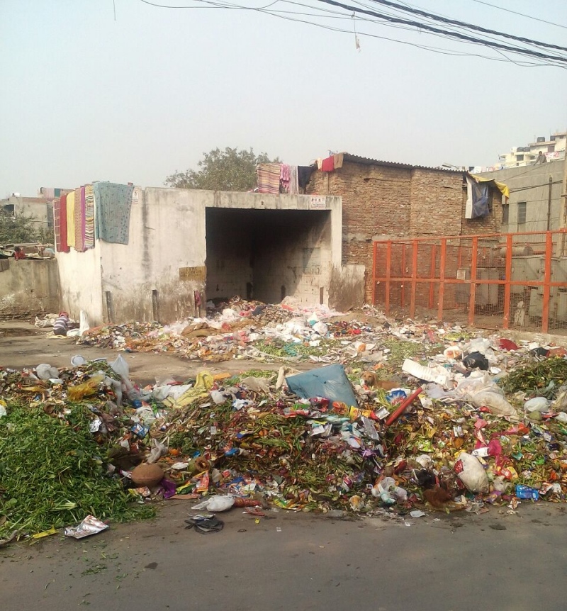 Uncollected garbage piles up at a dump in East Delhi. (Photo credit: Abhishek Dey). Uncollected garbage piles up at a dump in East Delhi. (Photo credit: Abhishek Dey).