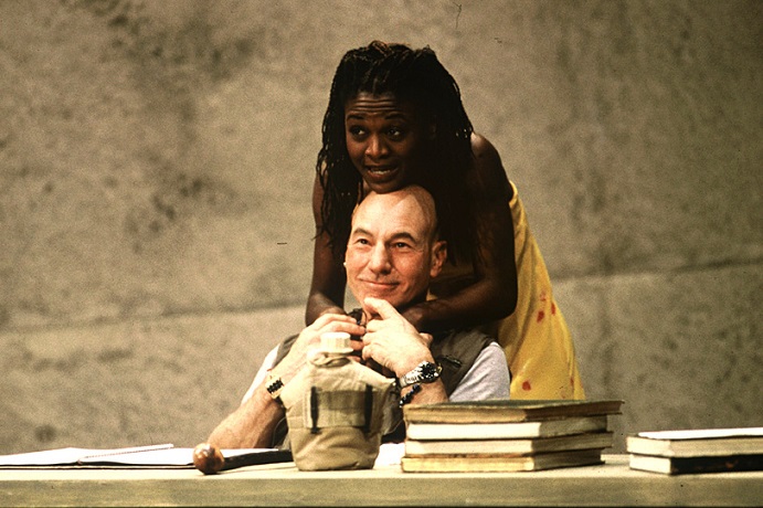 Patrick Stewart in ‘Othello’ (1997). Patrick Stewart in ‘Othello’ (1997).