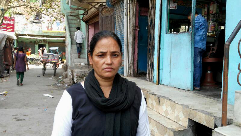 Uzma Begum's daughter, Iram, does not have an Aadhaar card or any identity documents. Photo credit: Praveen Kumar Verma. Uzma Begum's daughter, Iram, does not have an Aadhaar card or any identity documents. Photo credit: Praveen Kumar Verma.