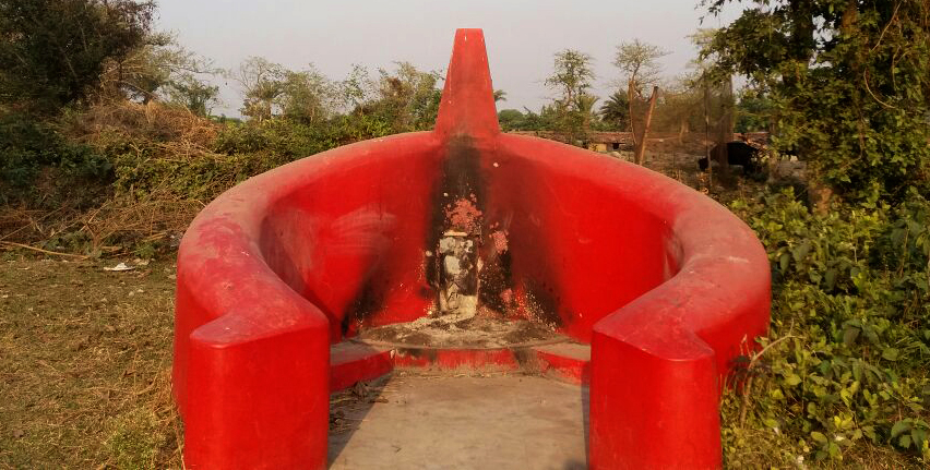 Tong Atchew's tomb on the banks of the river Hooghly. Credit: Ipsita Chakravarty Tong Atchew's tomb on the banks of the river Hooghly. Credit: Ipsita Chakravarty