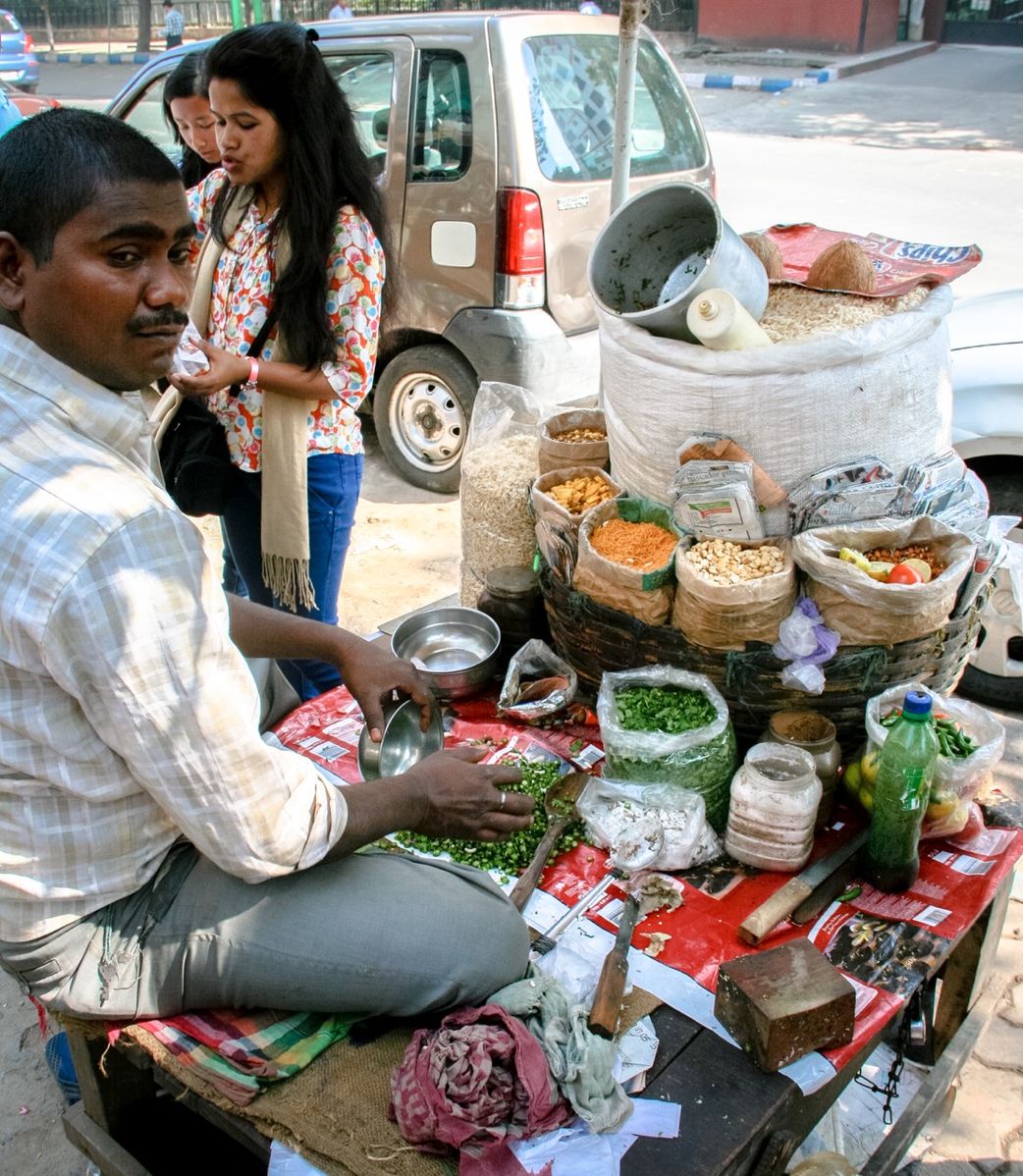 A 'muri' vendor on Kolkata's Camac Street. Credit: Wikimedia Commons A 'muri' vendor on Kolkata's Camac Street. Credit: Wikimedia Commons