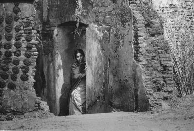 Shabana Azmi in ‘Khandhar’. Shabana Azmi in ‘Khandhar’.