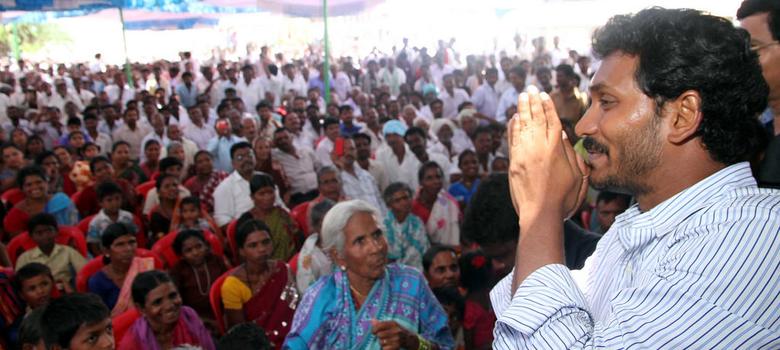 Attack on YSR Congress chief: Visakhapatnam police seek 15-day custody of accused
