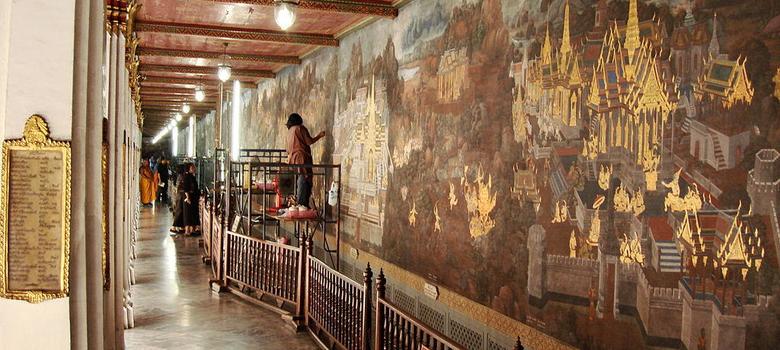 How did the Ramayana come to adorn the walls of Thailand